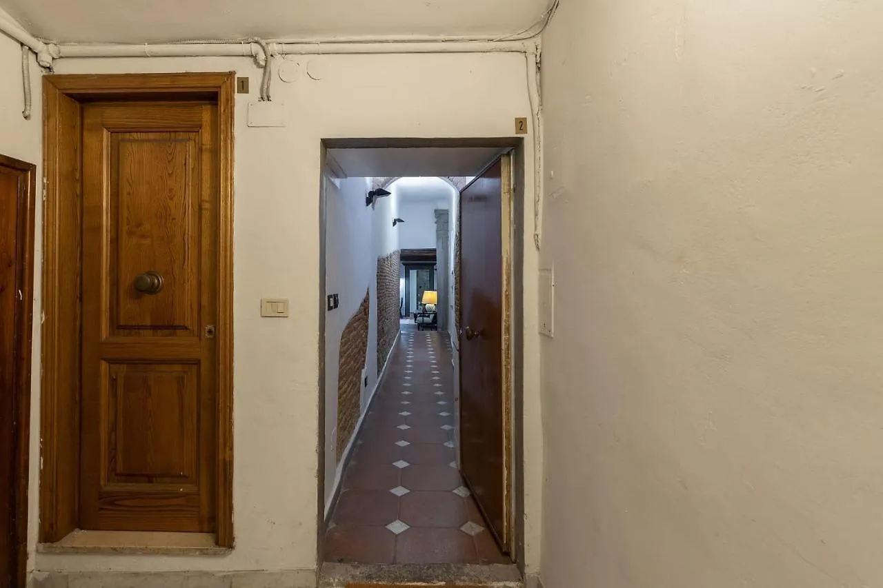 Serragli Court-Hosted By Sweetstay Florencie Itálie
